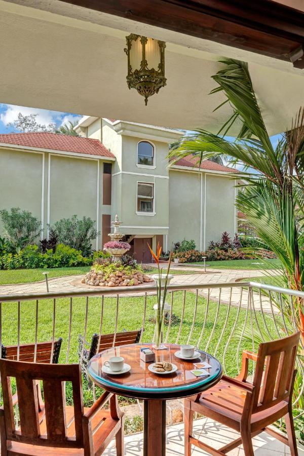 Hotel Club Mahindra Acacia Palms Colva Zewnętrze zdjęcie